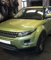 Výměna autoskla u vozu Range Rover